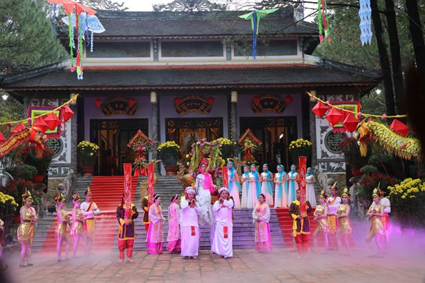 Tưng bừng lễ hội đền Huyền Trân Công chúa tưởng nhớ bậc tiền nhân ảnh 1