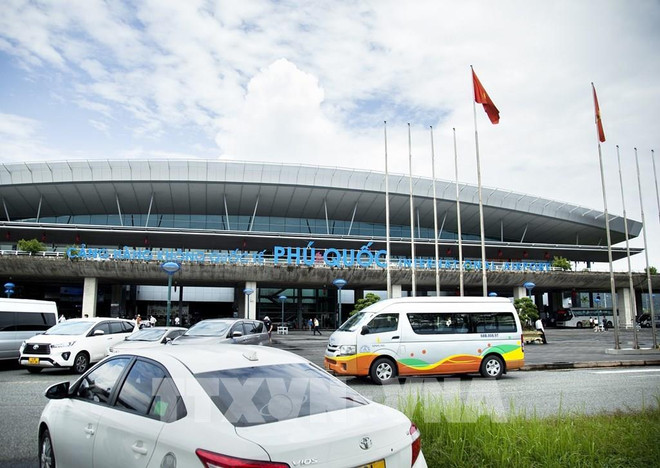 Phú Quốc: Chất bột lạ phát hiện ở sân bay không phải chất nổ ảnh 1