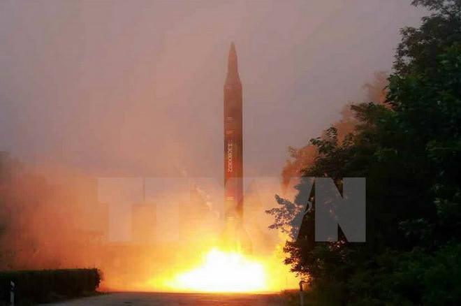 Lầu Năm Góc xác định Triều Tiên đã phóng tên lửa đạn đạo tầm trung ảnh 1