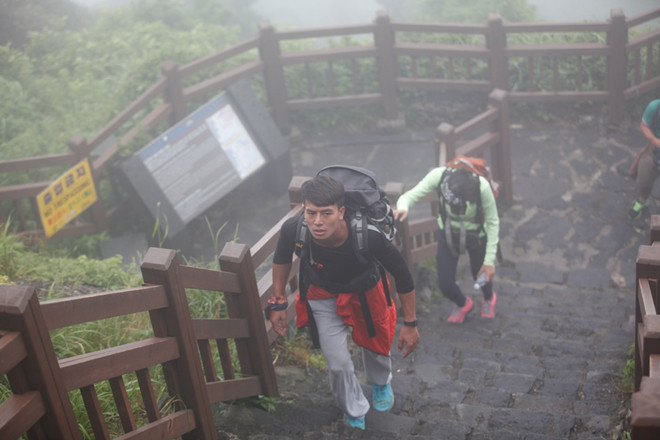 Độc đáo tour mới đi Hàn Quốc: “Cuộc đua kỳ thú-Cổ vũ Việt Nam” ảnh 1