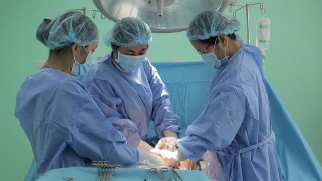 Phẫu thuật thành công cho sản phụ bị phình, rách động mạch chủ ảnh 1