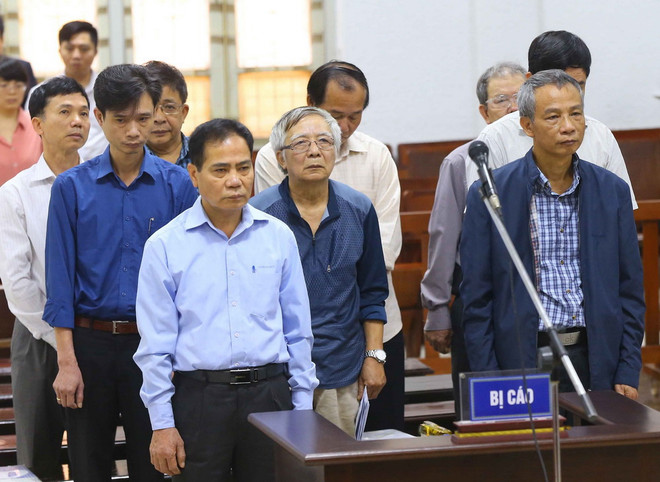 Xử vụ vỡ đường ống nước sông Đà: Đề nghị mức án với 9 bị cáo ảnh 1