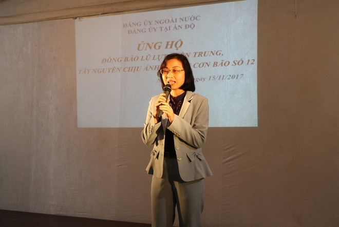 Đại sứ quán Việt Nam tại Ấn Độ quyên góp ủng hộ đồng bào bị bão lũ ảnh 2