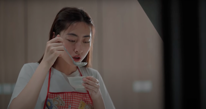 LƯƠNG THÙY LINH VLOG(2).png