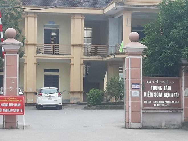 Xem xét thi hành kỷ luật Giám đốc CDC Nghệ An liên quan đến vụ Việt Á ảnh 1