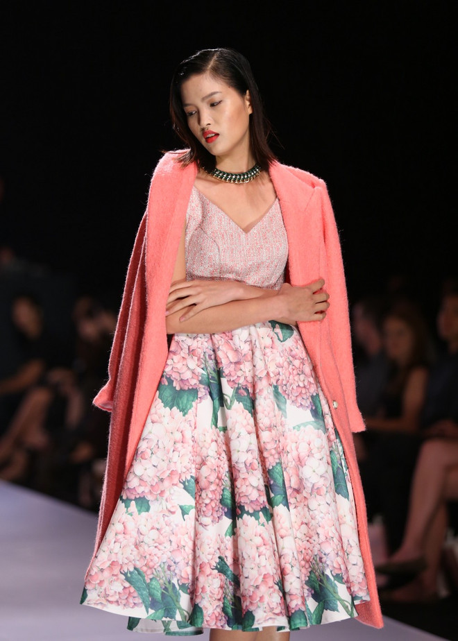 Thời trang Thu Đông Việt Nam 2014: Vẻ đẹp cổ điển lên ngôi ảnh 2