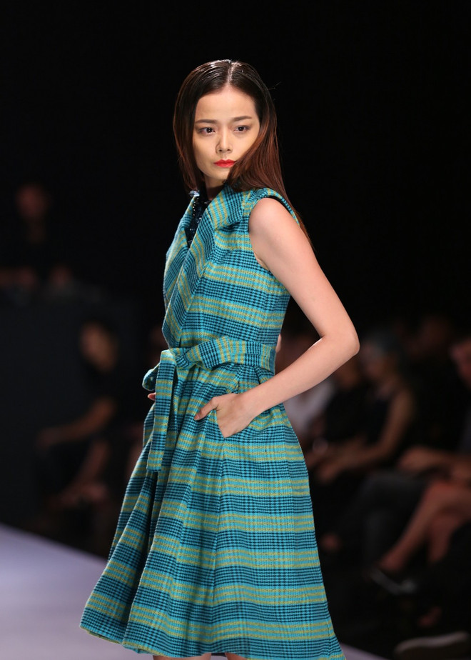 Thời trang Thu Đông Việt Nam 2014: Vẻ đẹp cổ điển lên ngôi ảnh 4