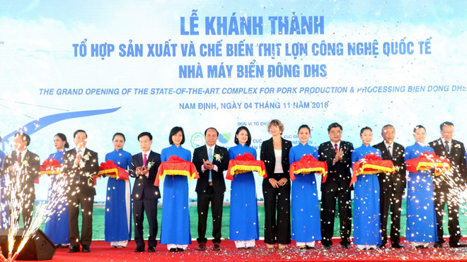 Khánh thành tổ hợp sản xuất và chế biến thịt lợn công nghệ quốc tế ảnh 1