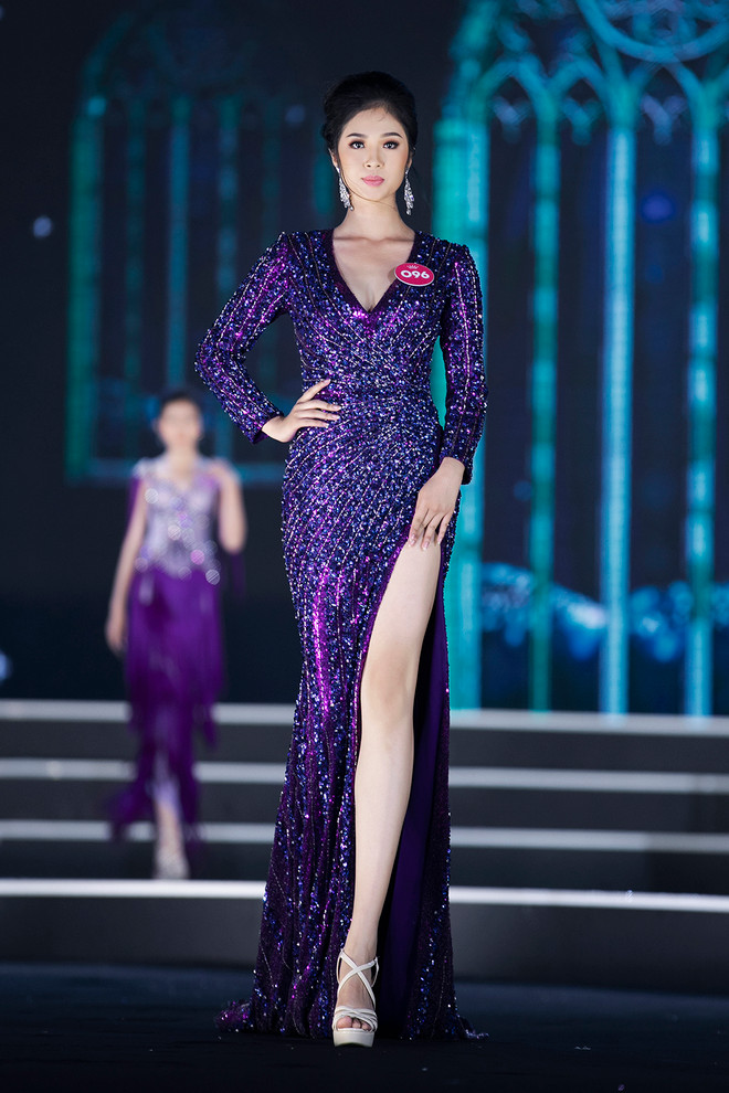 Thí sinh Hoa hậu Việt Nam lộng lẫy trong những thiết kế dạ hội ảnh 4