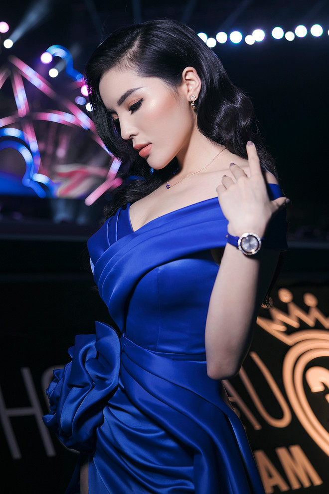 Thí sinh Hoa hậu Việt Nam lộng lẫy trong những thiết kế dạ hội ảnh 19