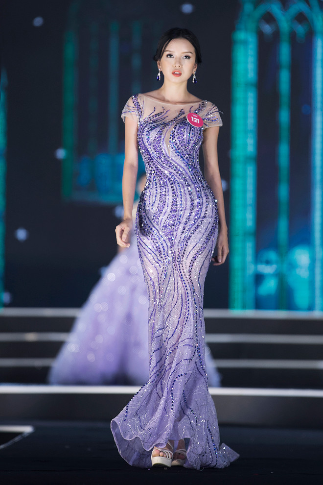 Thí sinh Hoa hậu Việt Nam lộng lẫy trong những thiết kế dạ hội ảnh 8