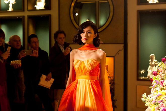 Kha Mỹ Vân ấn tượng trong show thời trang Meissen Couture ảnh 4