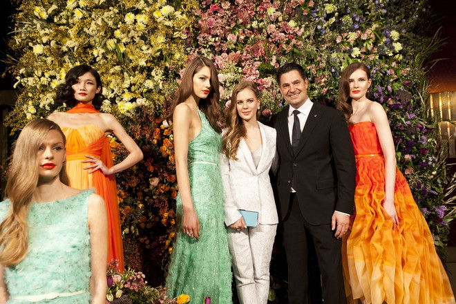 Kha Mỹ Vân ấn tượng trong show thời trang Meissen Couture ảnh 3