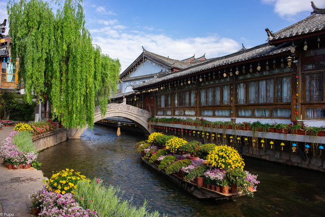 Những cổ trấn ngàn năm ở Trung Quốc: Lạc vào cõi tiên cảnh nơi hạ giới ảnh 5