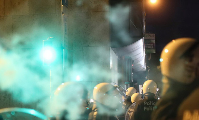 Đụng độ trước Lãnh sự quán Thổ Nhĩ Kỳ ở Bỉ, nhiều người bị thương ảnh 1