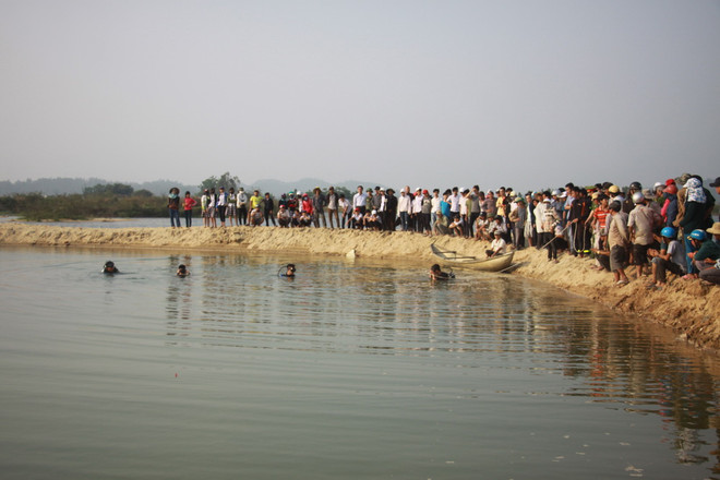 Quảng Ngãi: Tắm sông, 9 học sinh lớp 6 chết đuối thương tâm ảnh 1