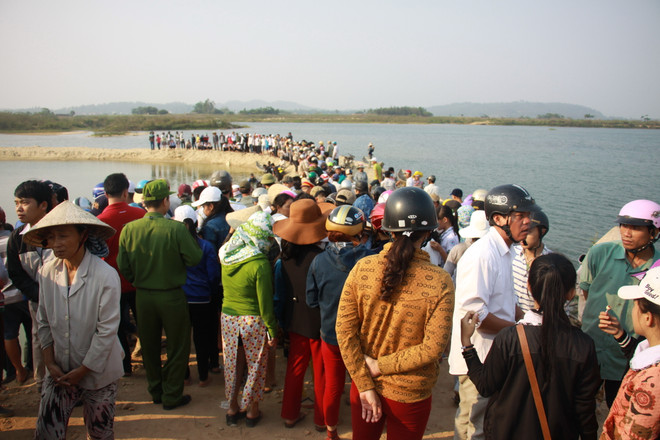 Quảng Ngãi: Tắm sông, 9 học sinh lớp 6 chết đuối thương tâm ảnh 2