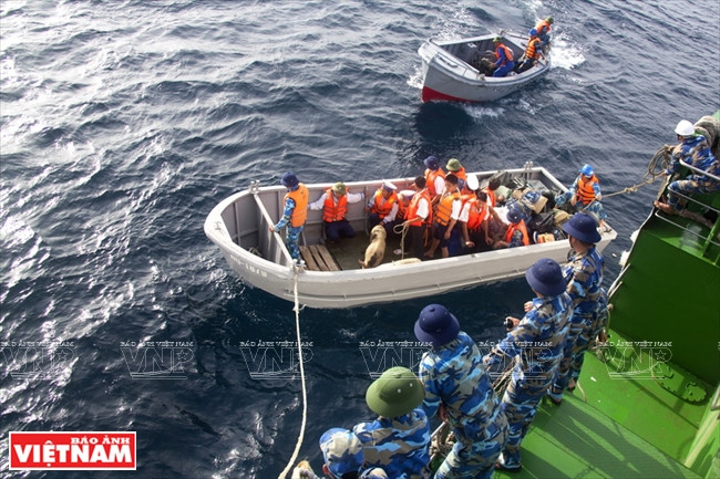 Tàu quân y HQ 561 - bệnh viện di động trên khu vực Biển Đông ảnh 4