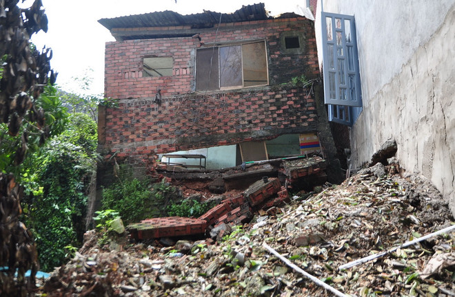 Đồng Nai: Sạt lở ở xã Hố Nai 3, nhiều nhà dân có nguy cơ bị xóa sổ ảnh 1