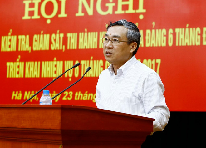 Ông Mai Trực, Ủy viên Trung ương Đảng, Phó Chủ nhiệm Ủy ban Kiểm tra Trung ương phát biểu tại hội nghị. (Ảnh: An Đăng/TTXVN) Tăng cường kiểm tra, giám sát trong Đảng bộ Khối các cơ quan TW ảnh 1