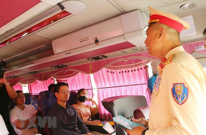 Cần Thơ: Phát hiện lái xe chở khách dương tính với ma túy ảnh 1