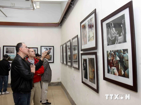 Liên hoan ảnh nghệ thuật khu vực miền Trung-Tây Nguyên ảnh 1