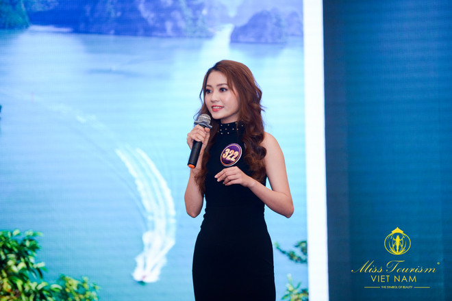 Thí sinh Hoa khôi Du lịch gấp rút luyện catwalk trước giờ G ảnh 10