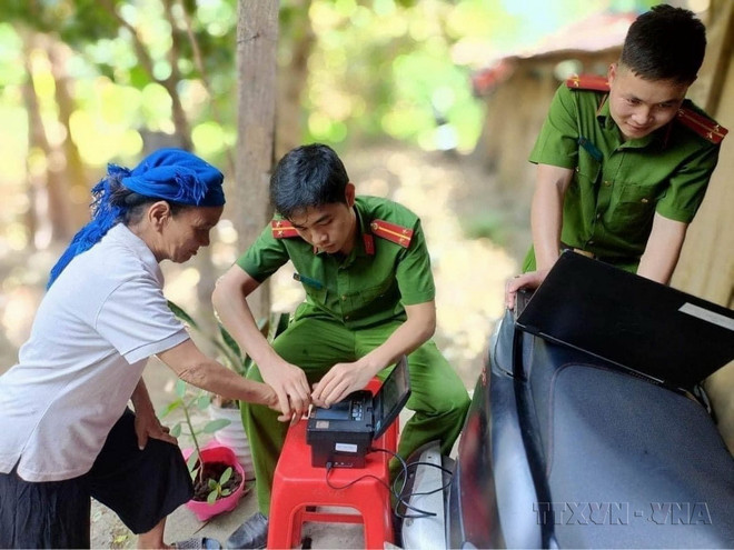 ttxvn_cong an nhan dan 1.jpg