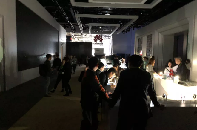 Mất điện tại triển lãm điện tử tiêu dùng lớn nhất thế giới CES 2018 ảnh 1