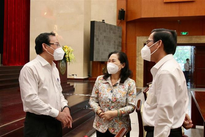 TP.HCM: Năm 2022 phấn đấu đạt tốc độ tăng trưởng GRDP từ 6 đến 6,5% ảnh 2