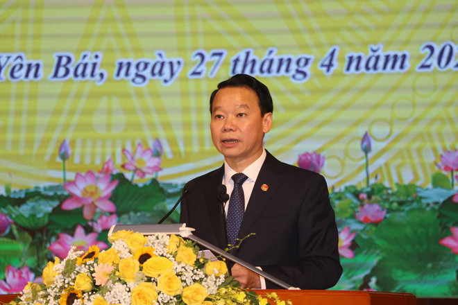 Bí thư Tỉnh ủy Yên Bái Đỗ Đức Duy phát biểu khai mạc tọa đàm. (Ảnh: Việt Dũng/TTXVN) 'Cuốn sách của Tổng Bí thư có giá trị sâu sắc về lý luận và thực tiễn' ảnh 1
