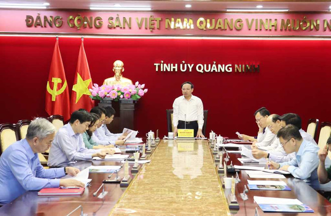 Hội nghị Ban Thường vụ Tỉnh ủy Quảng Ninh về công tác cán bộ. (Nguồn: Tỉnh ủy Quảng Ninh) Quảng Ninh: Ông Vũ Quyết Tiến làm Bí thư Thành ủy Hạ Long ảnh 1