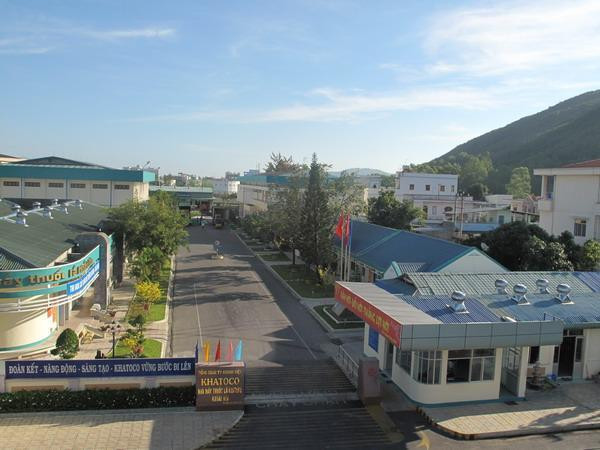 Nhà máy thuốc lá Khatoco. (Nguồn: Thuoclakhanhhoa.khatoco.com) Khánh Hòa: Sớm di dời Nhà máy thuốc lá Khatoco khỏi khu dân cư ảnh 1