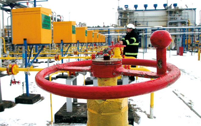 Ba Lan phản đối EU áp thuế chung đối với các công ty năng lượng ảnh 1