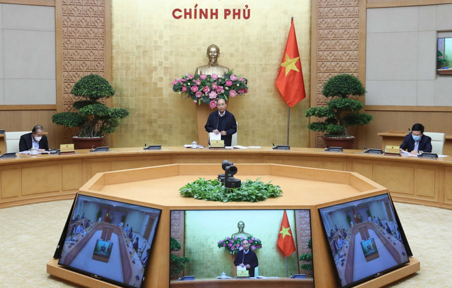 Thủ tướng: Không để người dân nào đói cơm, lạt muối vì COVID-19 ảnh 1