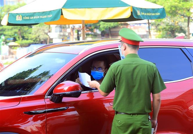 Ý kiến trái chiều về đề xuất giấy đi đường cần có xác nhận của phường ảnh 2