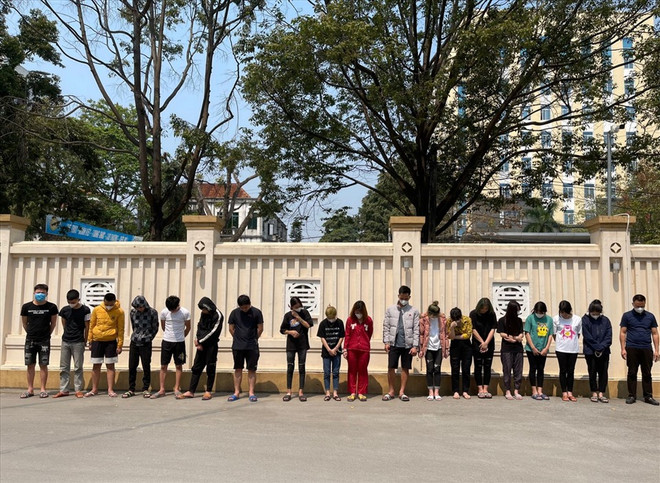 Thanh Hóa: Bắt quả tang 20 đối tượng sử dụng trái phép chất ma túy ảnh 1