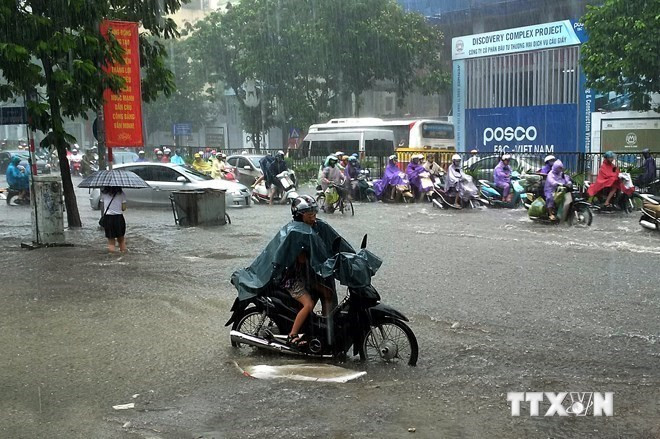 Các tỉnh Bắc Bộ có mưa to, nắng nóng ở Trung Bộ dịu dần ảnh 1