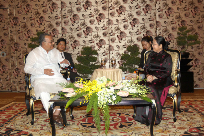 Lãnh đạo Thành ủy TP.HCM tiếp Chủ tịch Đảng Cộng sản Bangladesh ảnh 1