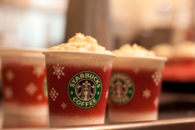 Starbucks ra mắt nhiều sản phẩm độc đáo cho mùa Giáng Sinh ảnh 1