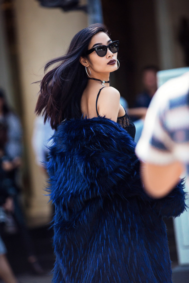 Hoàng Thùy táo bạo với áo brallete ren hở bra đầy khêu gợi ảnh 19