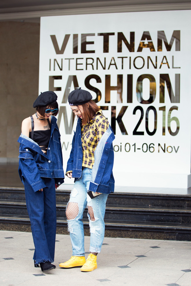 Hoàng Thùy táo bạo với áo brallete ren hở bra đầy khêu gợi ảnh 9