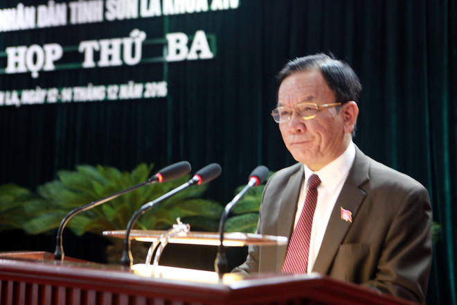 Ông Hoàng Văn Chất, Bí thư Tỉnh ủy, Chủ tịch Hội đồng Nhân dân tỉnh Sơn La phát biểu khai mạc kỳ họp. (Ảnh: Lê Hữu Quyết/TTXVN) Bà Tòng Thị Phóng dự khai mạc Kỳ họp lần thứ ba HĐND tỉnh Sơn La ảnh 1