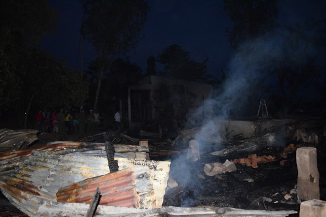 Đồng Tháp: Hỏa hoạn thiêu rụi hoàn toàn 4 căn nhà của 4 anh em ruột ảnh 1