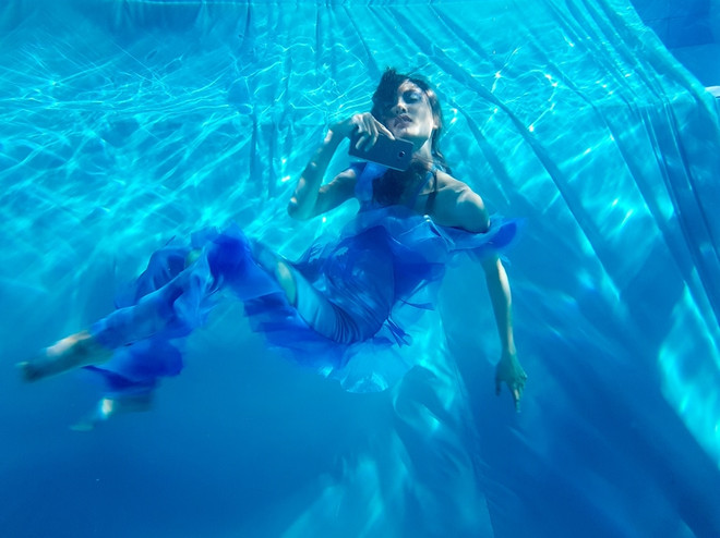 Thí sinh Next Top Model vật lộn trong thử thách chụp ảnh dưới nước ảnh 2