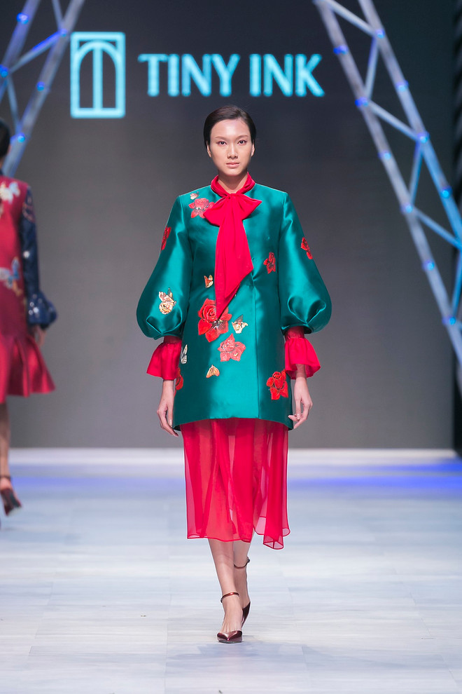 Câu chuyện kỳ lạ trong vườn hồng tình ái của Tiny Ink ảnh 4