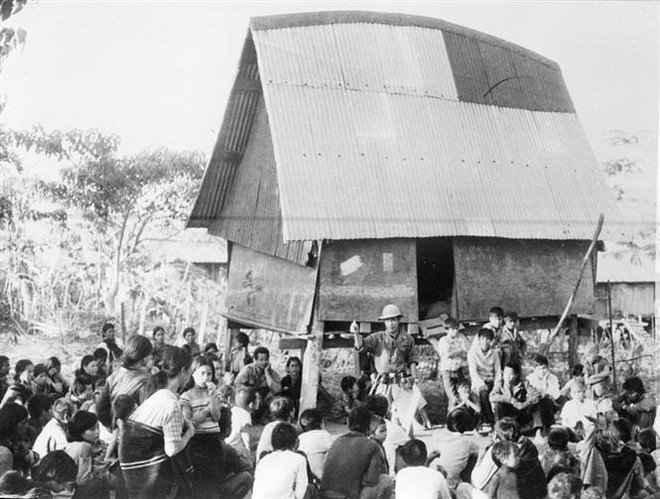 Kỷ niệm 45 năm Ngày giải phóng Kon Tum: Vững vàng hội nhập ảnh 1