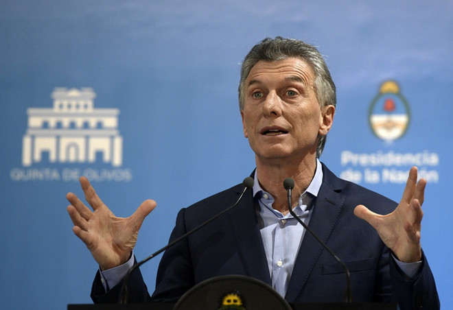 Argentina vượt qua cơn "giông tố hối đoái" do đồng peso mất giá ảnh 1