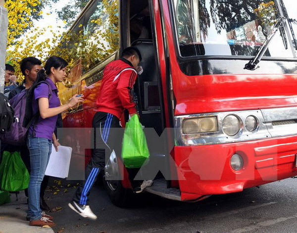 Hỗ trợ đưa công nhân có hoàn cảnh khó khăn về quê đón Tết ảnh 1