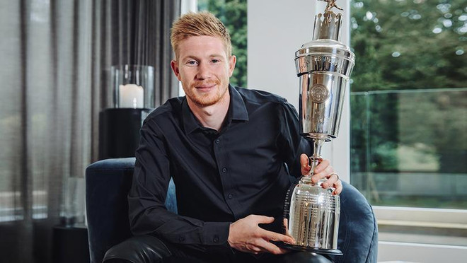 Kevin De Bruyne đạt danh hiệu cầu thủ xuất sắc nhất năm của PFA ảnh 1